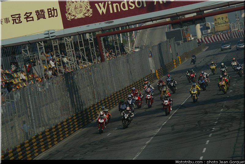 team_of_paris_depart_macao2008_004