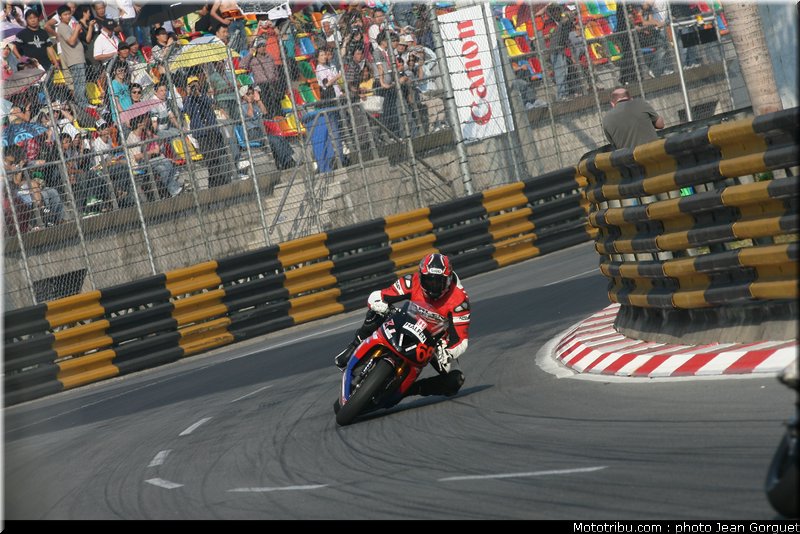 team_of_paris_muteau_macao2008_011