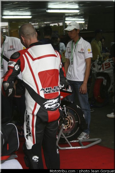 team_of_paris_warmup_macao2008_003