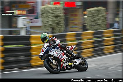 team_of_paris_cummins_macao2008_007.JPG