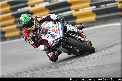 team_of_paris_cummins_macao2008_013.JPG