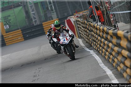 team_of_paris_cummins_macao2008_020.JPG