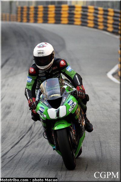 macao_2010_easton_5