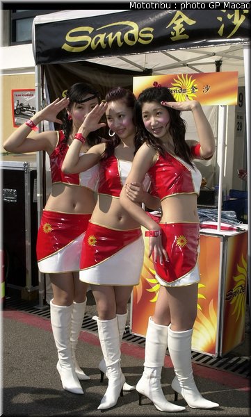 pitbabes_macao2004_004