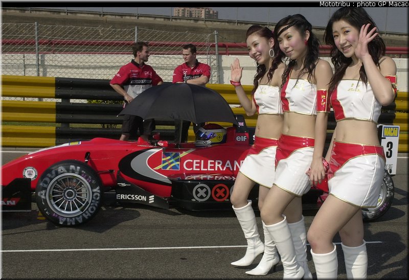 pitbabes_macao2004_005
