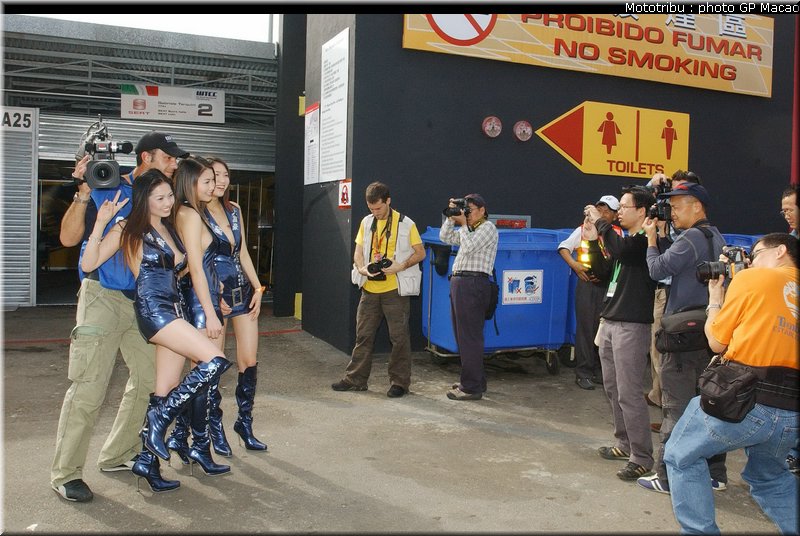 pitbabes_macao2006_004