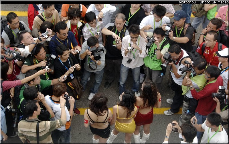pitbabes_macao2006_010