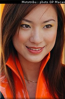 pitbabes_macao2003_06.jpg