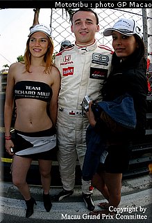 pitbabes_macao2005_019.jpg