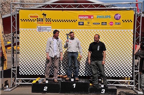 096_podiums_06.jpg