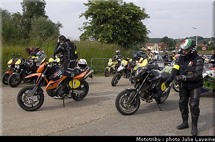 divers_06_kanne.jpg