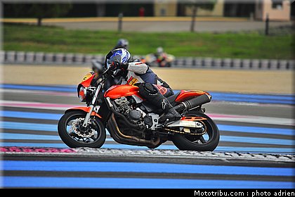 mototour_2009_circuit_paul_ricard_034.JPG