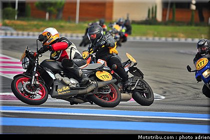 mototour_2009_circuit_paul_ricard_051.JPG