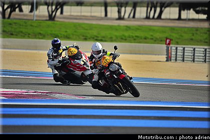 mototour_2009_circuit_paul_ricard_066.JPG