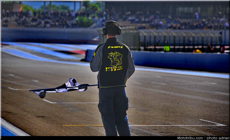 moto_tour_2009_paul_ricard_parking_0003