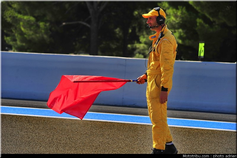 moto_tour_2009_paul_ricard_parking_0004