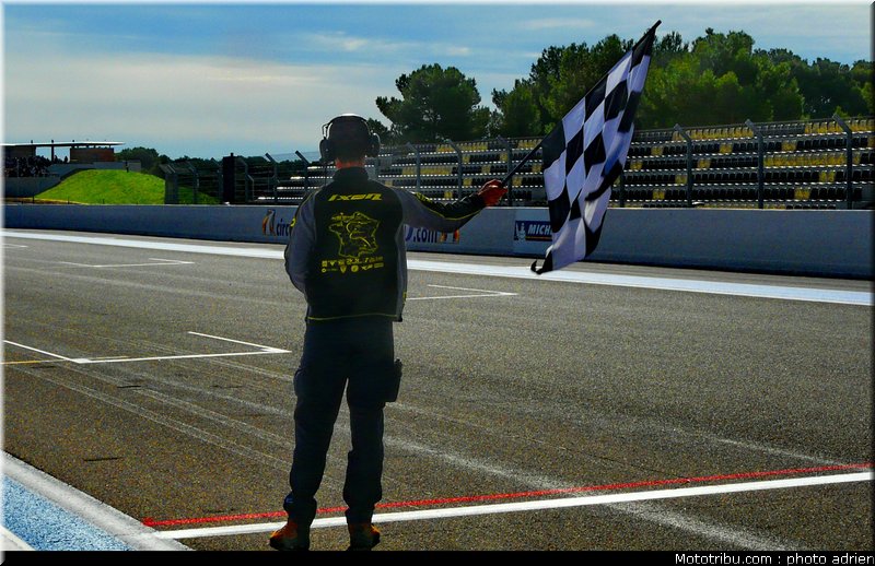 moto_tour_2009_paul_ricard_parking_0012
