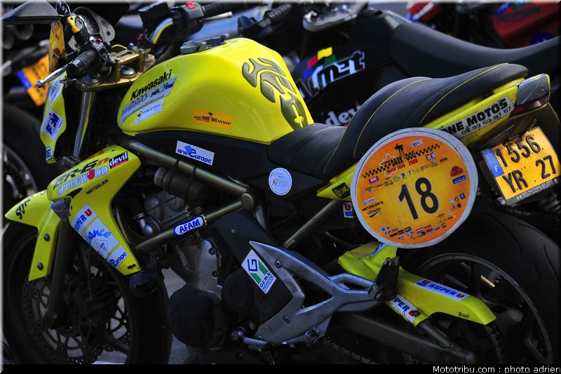 moto_tour_2009_paul_ricard_parking_0106