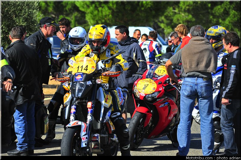 moto_tour_2009_paul_ricard_parking_0117