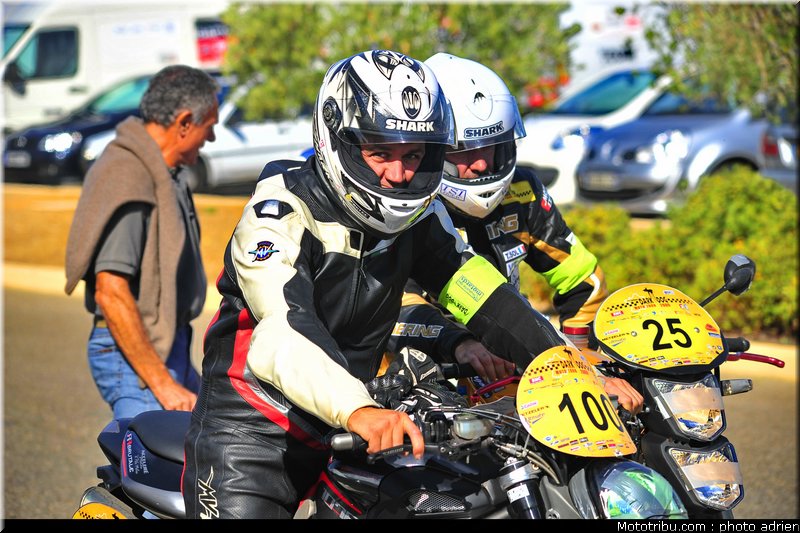 moto_tour_2009_paul_ricard_parking_0119