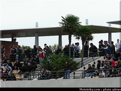 moto_tour_2009_paul_ricard_parking_0007.JPG