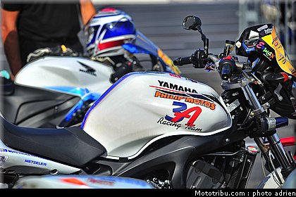 moto_tour_2009_paul_ricard_parking_0104.JPG