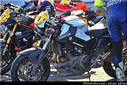 moto_tour_2009_paul_ricard_parking_0115.JPG