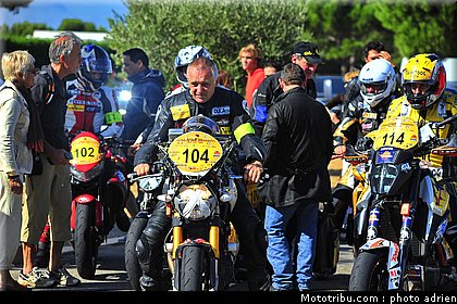 moto_tour_2009_paul_ricard_parking_0118.JPG