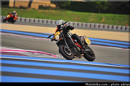 mototour_2009_falconnier_1.JPG