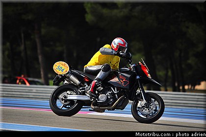 mototour_2009_laffont_2.JPG