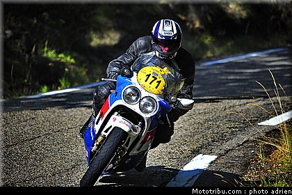 dark_dog_moto_tour_vanlandeghem_2010.JPG