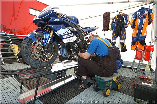 yamaha-italia-rseriescup-mugello2008_05.jpg