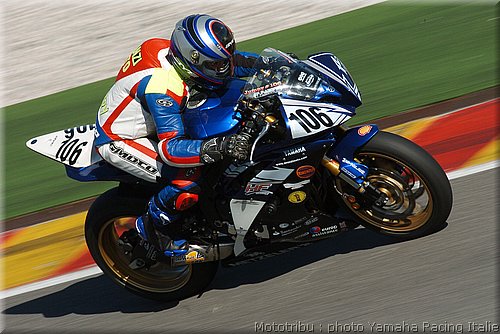 yamaha-italia-rseriescup-mugello2008_29.jpg
