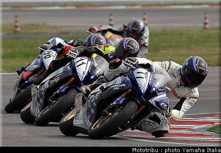 rseries_misano_juillet2008_008.jpg