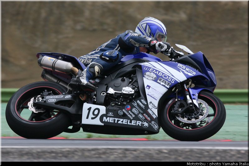 manici_rseries_cup_vallelunga2009