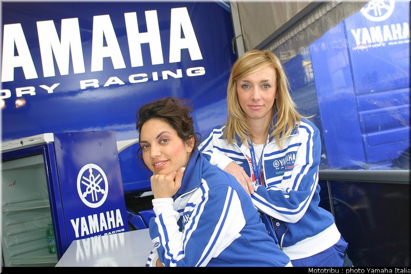 paddock_008_rseries_misano2009_1