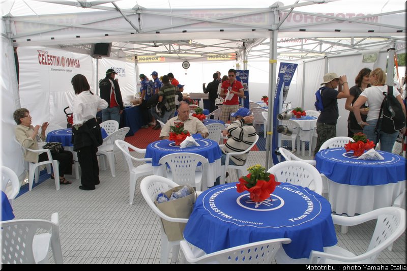 paddock_2_rseries_cup_vallelunga2009