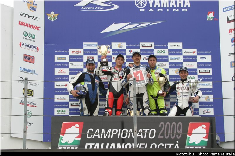 podium_3_rseries_misano2009_1
