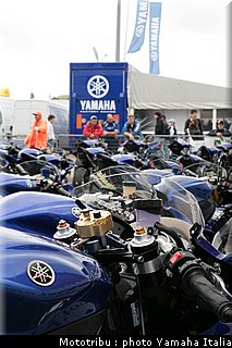 paddock_003_rseries_misano2009_1.jpg