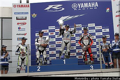 podium_1_rseries_cup_vallelunga2009.jpg