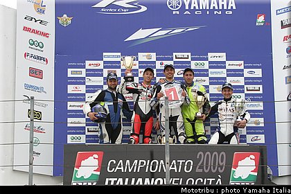 podium_3_rseries_misano2009_1.jpg