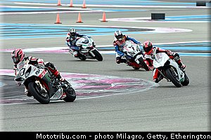 schumacher_espargaro_mamola_mcguinness_flint_2012_paul_ricard_022.jpg