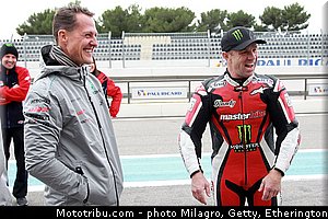 schumacher_espargaro_mamola_mcguinness_flint_2012_paul_ricard_036.jpg