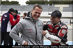 schumacher_espargaro_mamola_mcguinness_flint_2012_paul_ricard_047.jpg