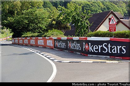 tourist_trophy_012_2010.jpeg