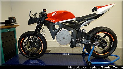 tourist_trophy_ttzero_2_2010.jpg