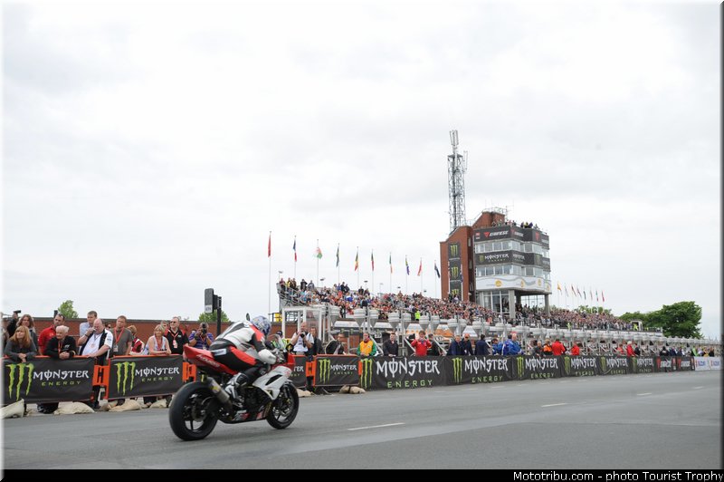 007_tourist_trophy_2011