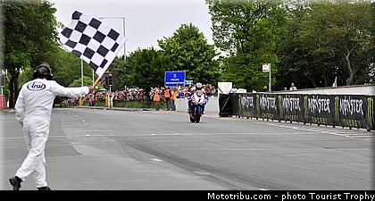 mcguinness_002_tourist_trophy_2011.jpeg