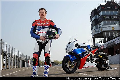 mcguinness_009_tourist_trophy_2011.jpg