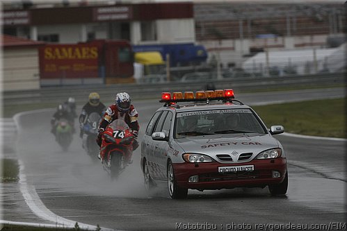 032-course-safetycar.jpg